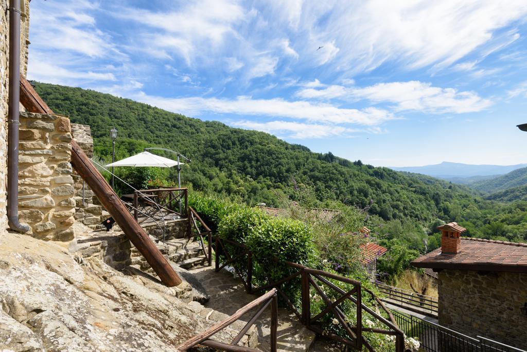 Il Borgo Dei Corsi - Charming Holiday Apartments Ortignano Raggiolo Eksteriør bilde